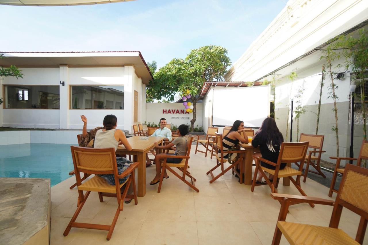 Private Pool Villas Kuta Bali *
